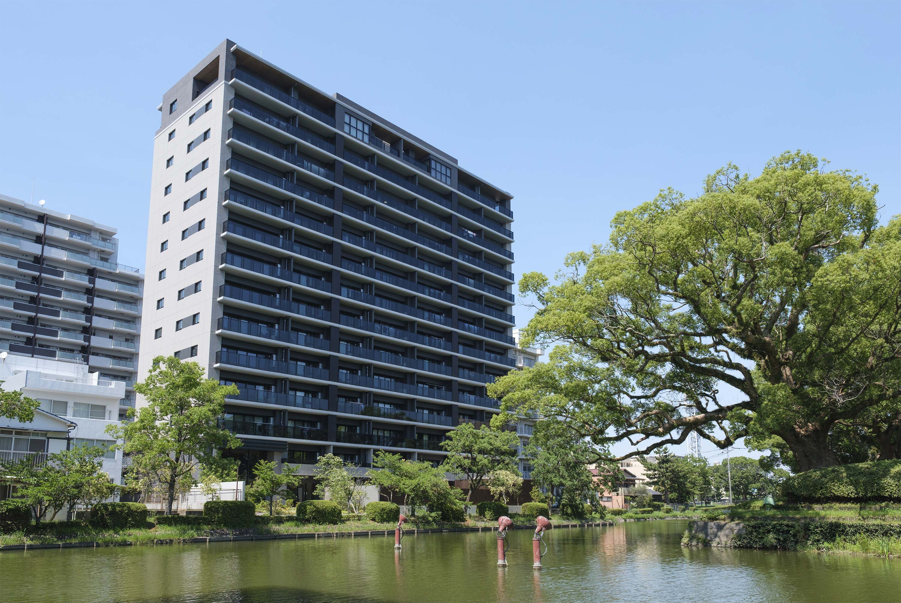 デュオヒルズ城内 外観（2025年6月撮影）