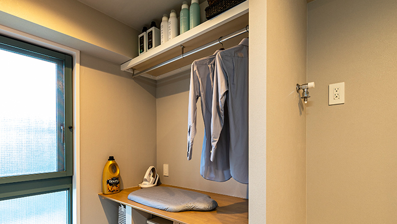 ビッグランドリープラン、ランドリーカウンターのある洗面所のイメージ